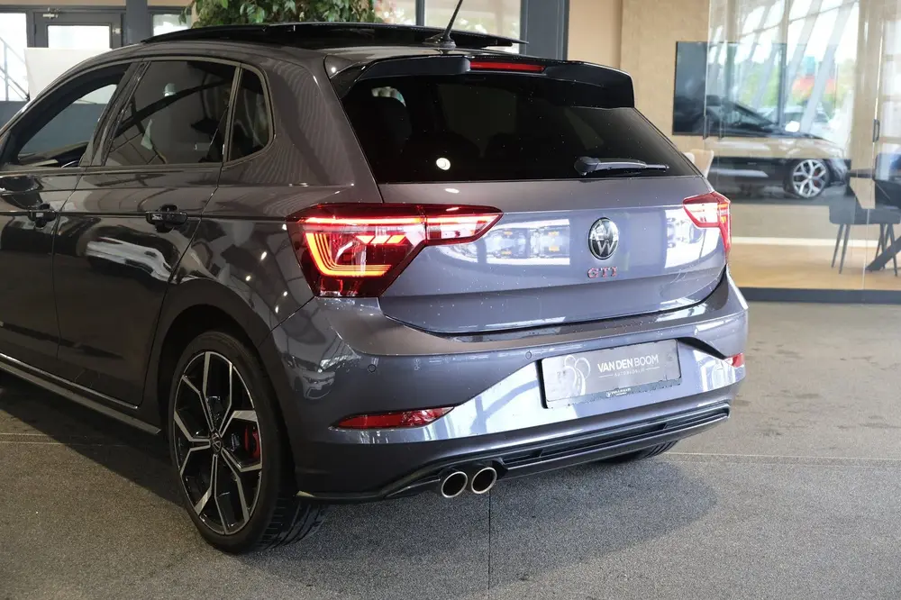 Volkswagen Polo 2.0 TSI GTI 207PK DSG Facelift Pano Alcantar uit 2023, foto 14