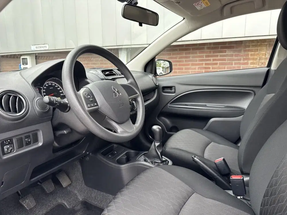 Mitsubishi Space Star 1.2 Connect+ (bj 2024) uit 2024, foto 14
