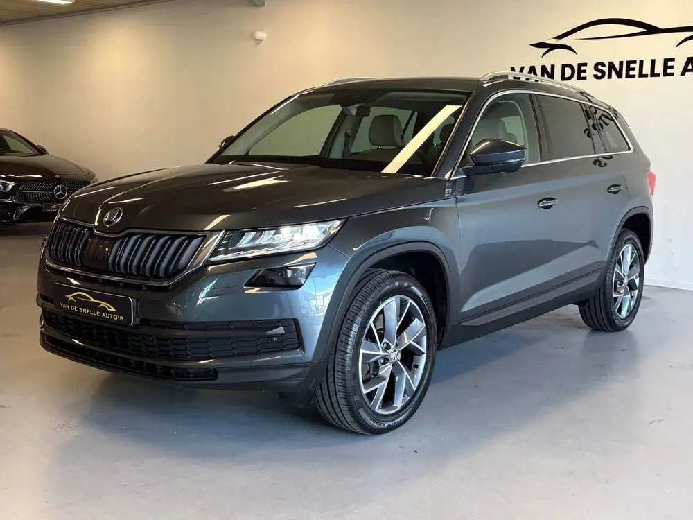 Skoda Kodiaq 2.0 TSI 4x4 Sportline Business 7p. CAMERA uit 2019, foto 3
