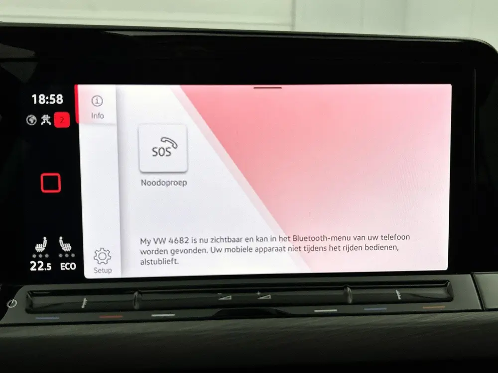 Volkswagen Golf 1.4 eHybrid Style | SOH 94.7% | PANORAMADAK uit 2022, foto 14