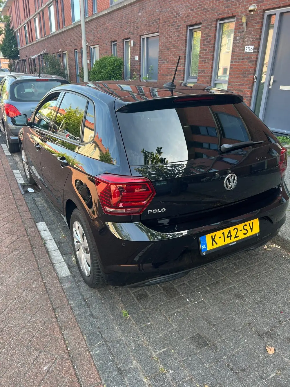 Volkswagen Polo 1.0 TSI 95pk 2021 Zwart uit 2021, foto 2