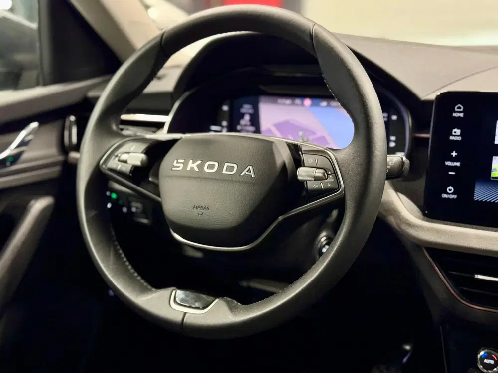 Skoda Kamiq 1.0 TSI Business Edition Carplay uit 2024, foto 20