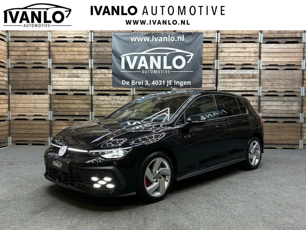 Volkswagen Golf 1.5 eHybrid GTE Leder "vienna"Led IQ Lights uit 2025