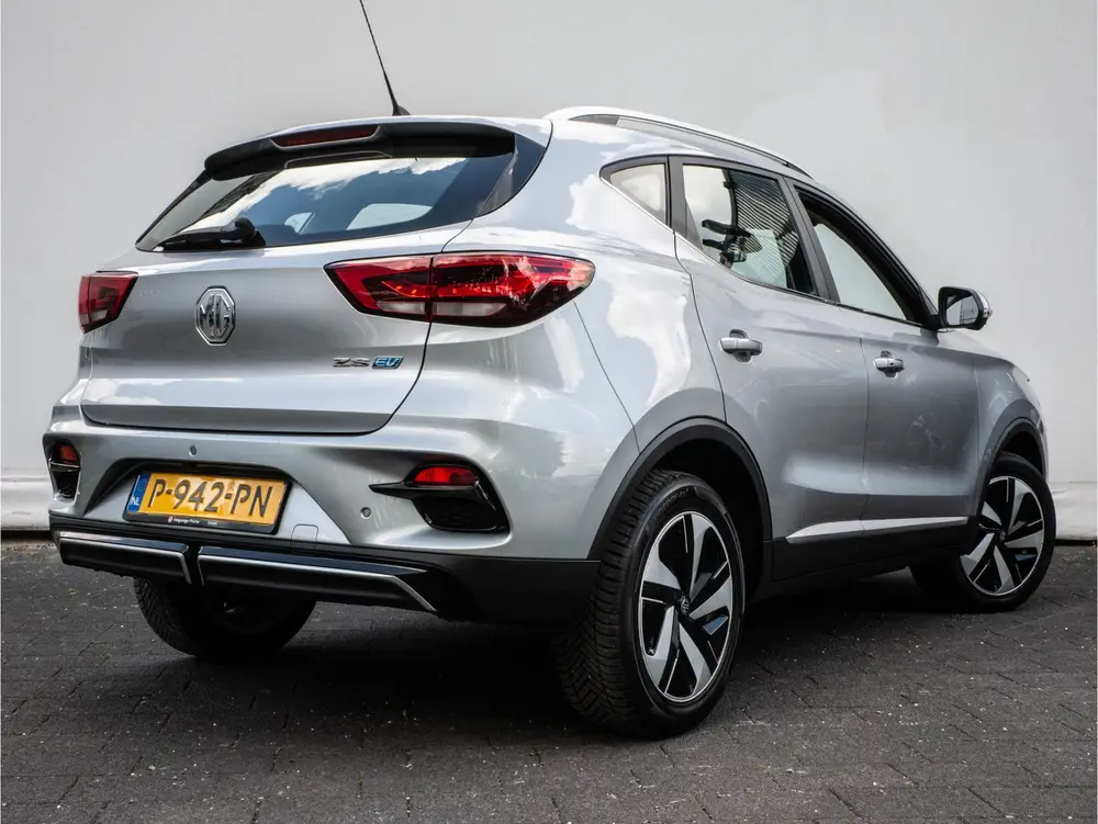 MG ZS EV Standard Range Luxury 50 kWh SOH 89% Panoramadak/ 3 uit 2022, foto 11