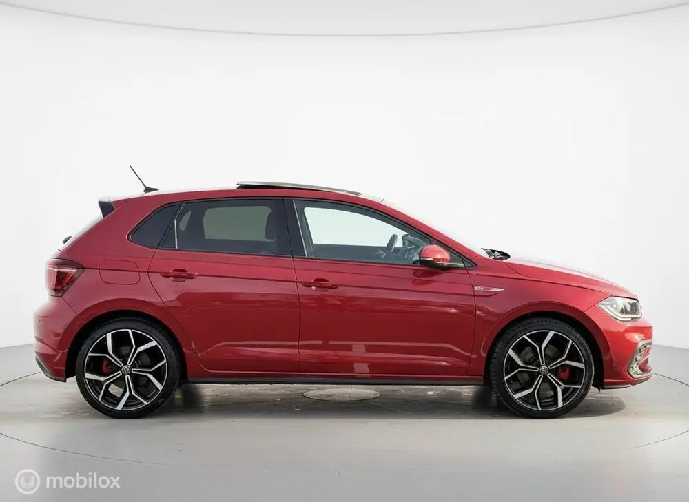 Volkswagen Polo 2.0 TSI GTI PANO|IQLIGHT|ACC|CAMERA|KEYLESS uit 2022, foto 8