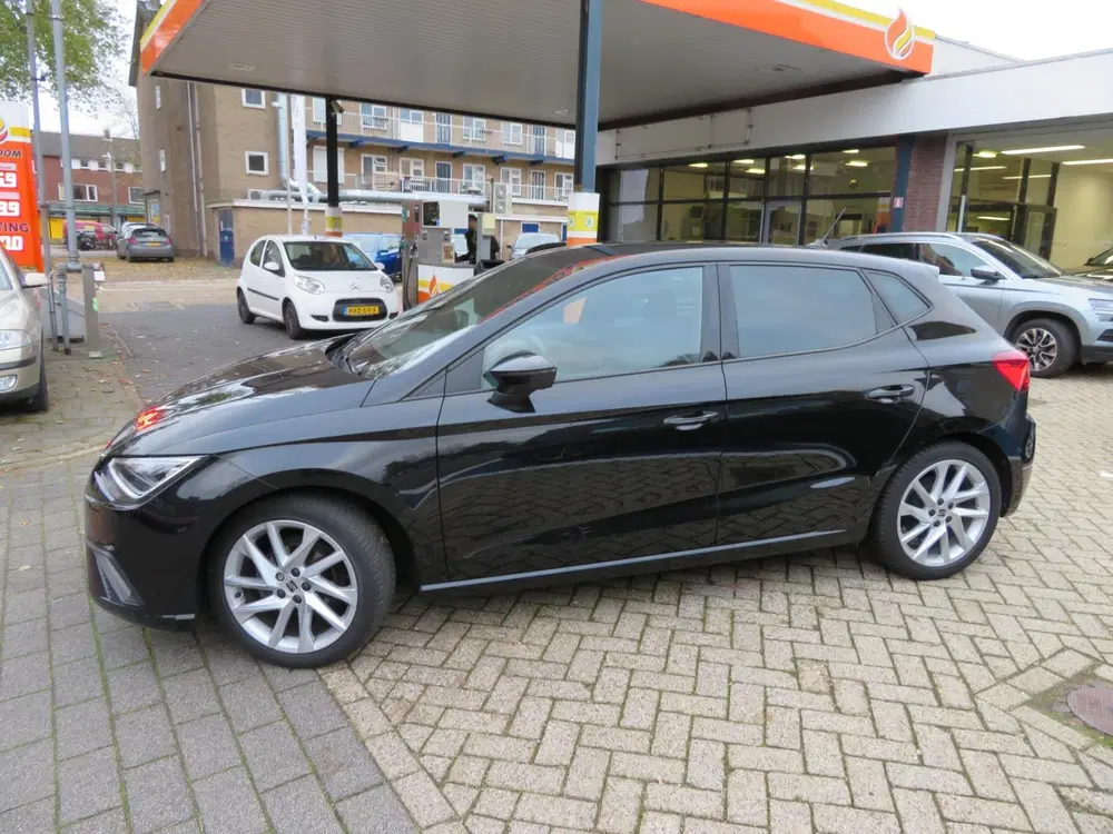 SEAT Ibiza 1.0 TSI FR BUS INT. BJ 22 uit 2022, foto 4