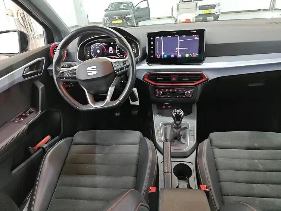 SEAT Ibiza 1.0 TSI FR BUS INT. BJ 22 uit 2022, foto 8
