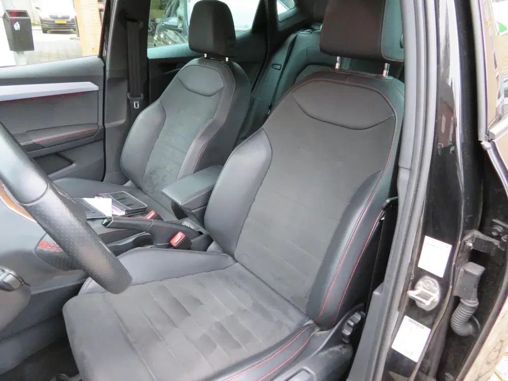 SEAT Ibiza 1.0 TSI FR BUS INT. BJ 22 uit 2022, foto 9