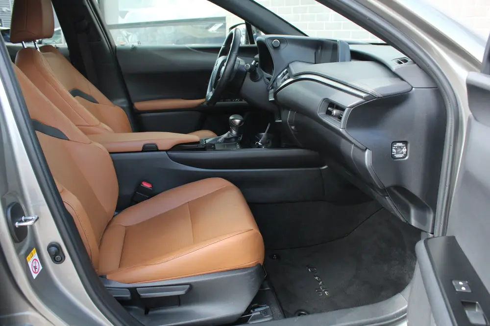 Lexus UX 250h Luxury Line / Carplay / Camera / Leer uit 2019, foto 9