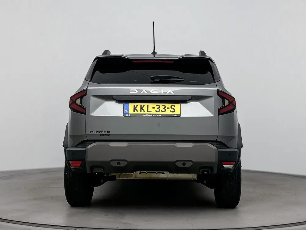Dacia Duster 1.6 Hybrid Journey 140PK uit 2025, foto 3