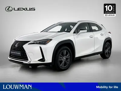 Lexus UX 250h Urban Line uit 2024