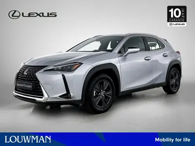 Lexus UX 250h Urban Line uit 2024