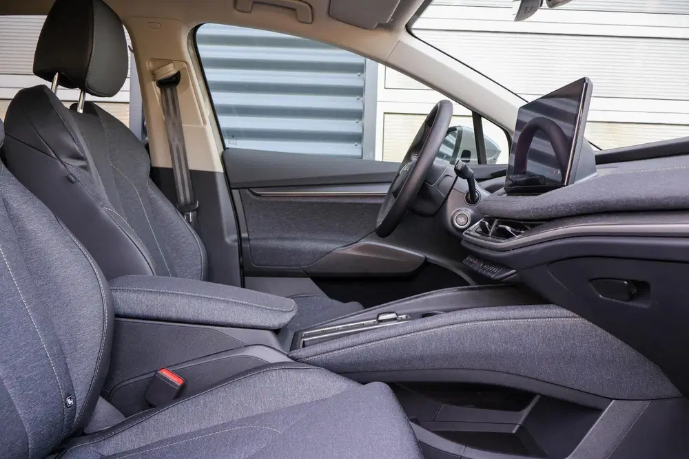 Skoda Elroq 60 204pk Business Edition Tour uit 2025, foto 15