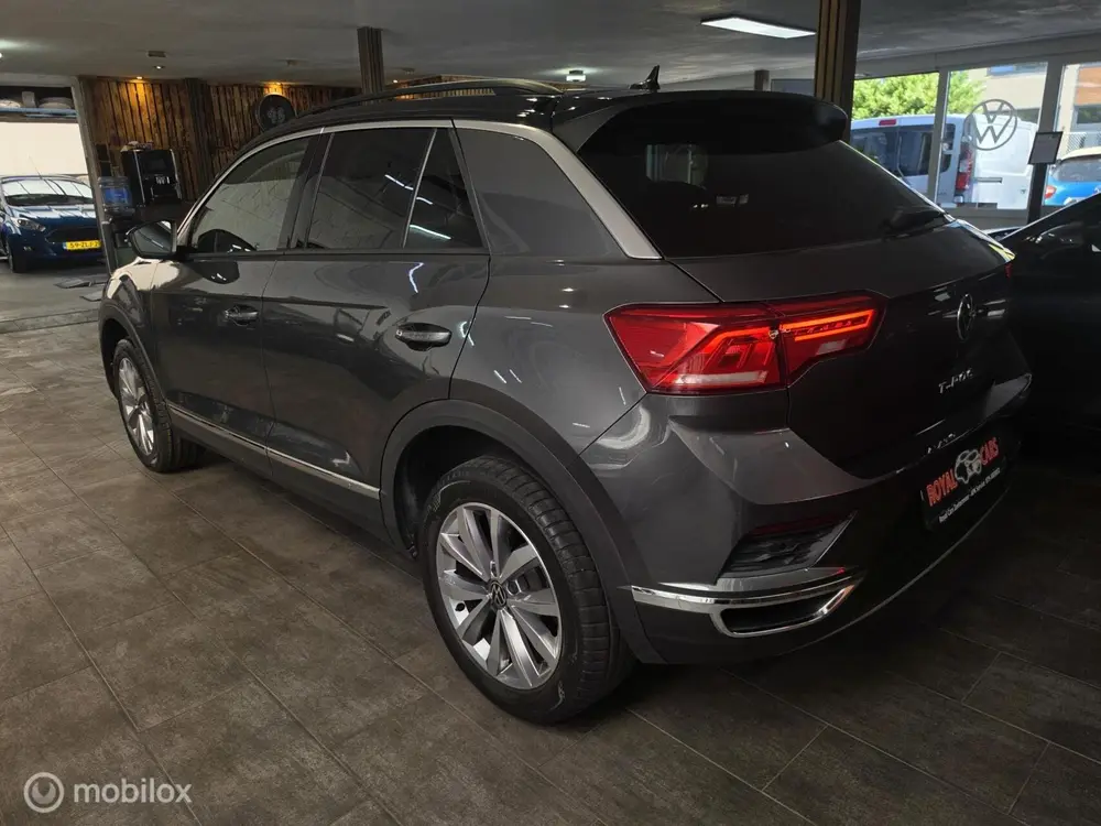 Volkswagen T-Roc 1.5 TSI Sport|Lane A.|Carplay|Top staat! uit 2021, foto 3