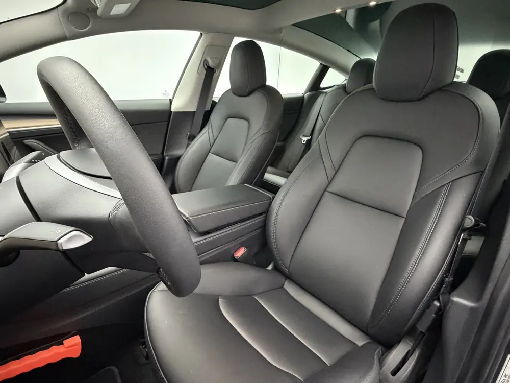 Tesla Model 3 Standard RWD Plus 60 kWh SOH 94 uit 2023, foto 6