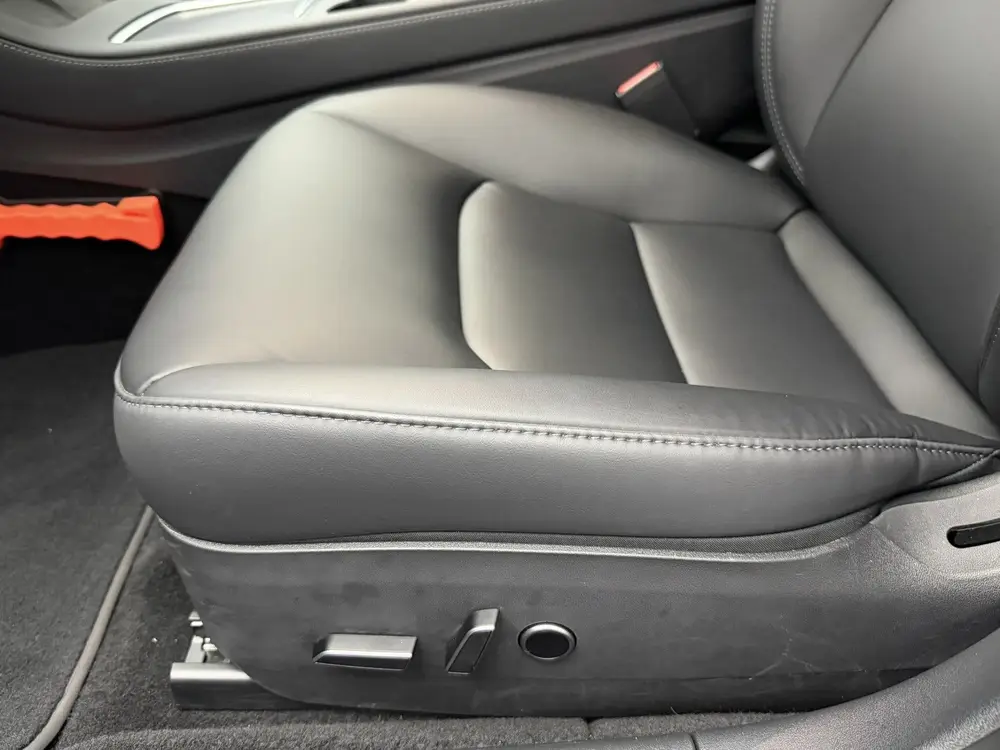 Tesla Model 3 Standard RWD Plus 60 kWh SOH 94 uit 2023, foto 7
