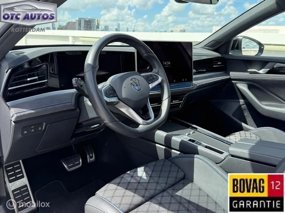 Volkswagen Passat Variant 2.0 TDI R-Line Business Panoramada uit 2024, foto 13