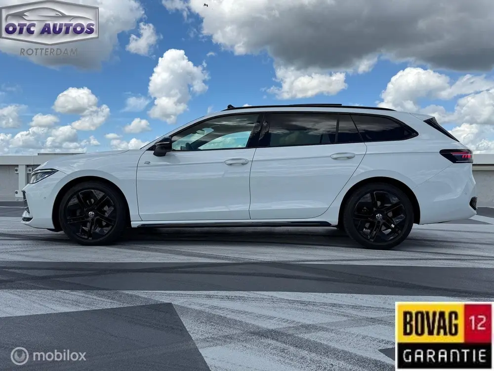 Volkswagen Passat Variant 2.0 TDI R-Line Business Panoramada uit 2024, foto 5