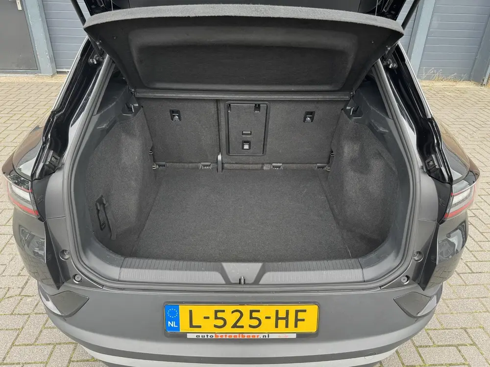 VOLKSWAGEN ID.4 FIRST 77 kWh (SOH 89%) I AUTOMAAT I TREKHAAK uit 2021, foto 13