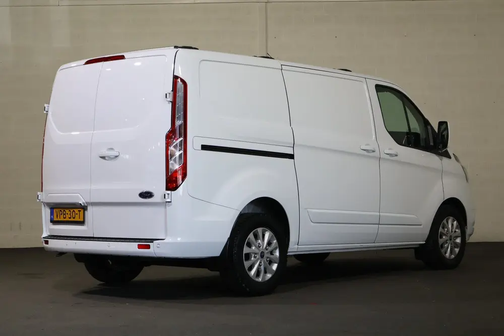 Ford Transit Custom 2.0 TDCI 130pk L1 H1 Limited Automaat uit 2022, foto 9
