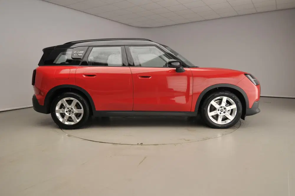 Mini Countryman E Classic uit 2024, foto 4