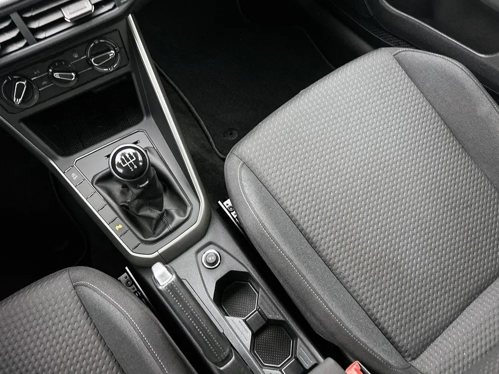 Volkswagen Polo 1.0 TSI Comfortline | 95 PK | Lichtmetalen V uit 2021, foto 20