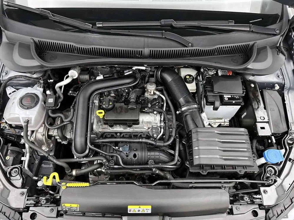 Volkswagen Polo 1.0 TSI Comfortline | 95 PK | Lichtmetalen V uit 2021, foto 9