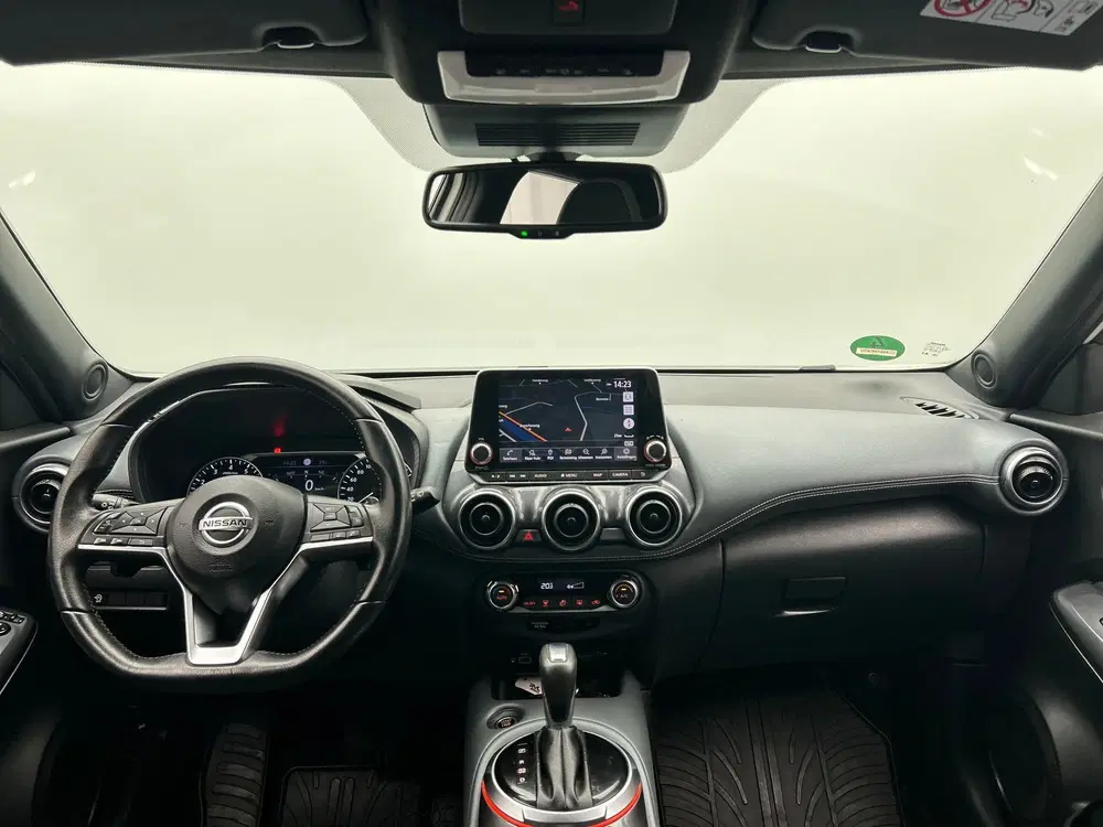 Nissan Juke 1.0 DIG-T N-Connecta uit 2020, foto 2