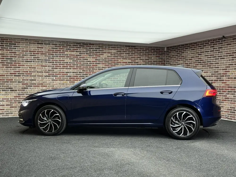 Volkswagen Golf 1.4 eHybrid Style | IQ Light| Memory| CarPla uit 2022, foto 6