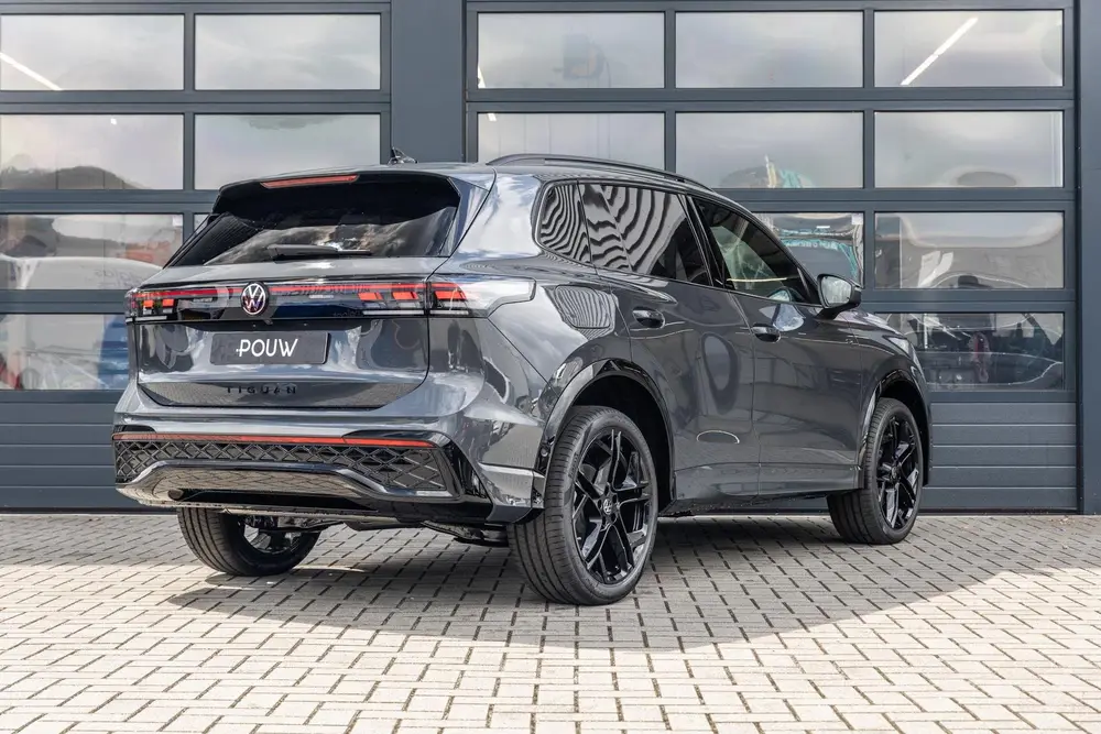 Volkswagen Tiguan 1.5 eHybrid 204pk R-Line Edition | 20" Vel uit 2026, foto 2