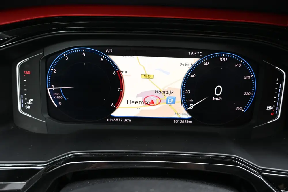 Volkswagen Polo 1.0 TSI Beats camera climate led carplay uit 2020, foto 10