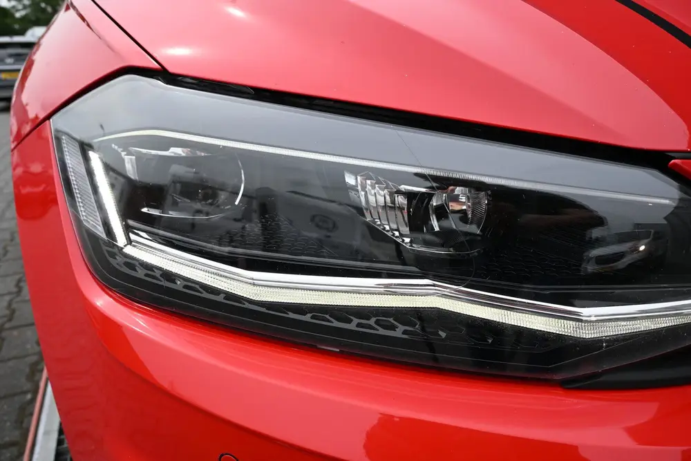 Volkswagen Polo 1.0 TSI Beats camera climate led carplay uit 2020, foto 17