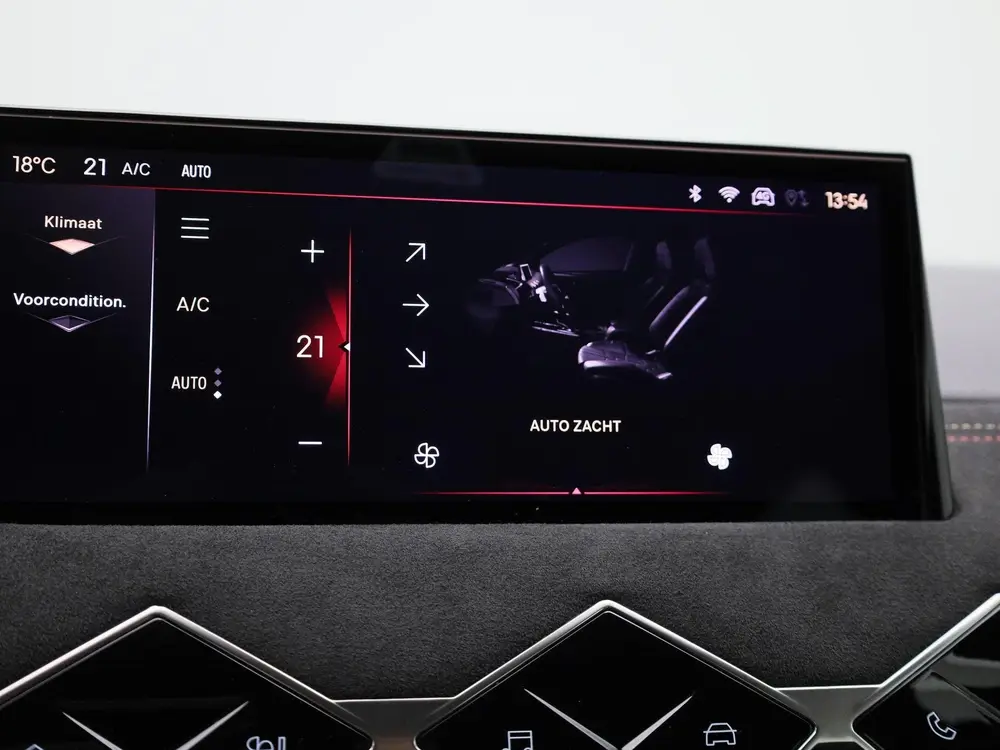 DS Automobiles DS 3 DS DS 3 E-Tense PERFORMANCE Line uit 2023, foto 18
