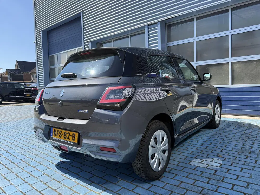 Suzuki Swift 1.2 ADAP CRUISE APPLE P-CAM LED uit 2025, foto 12