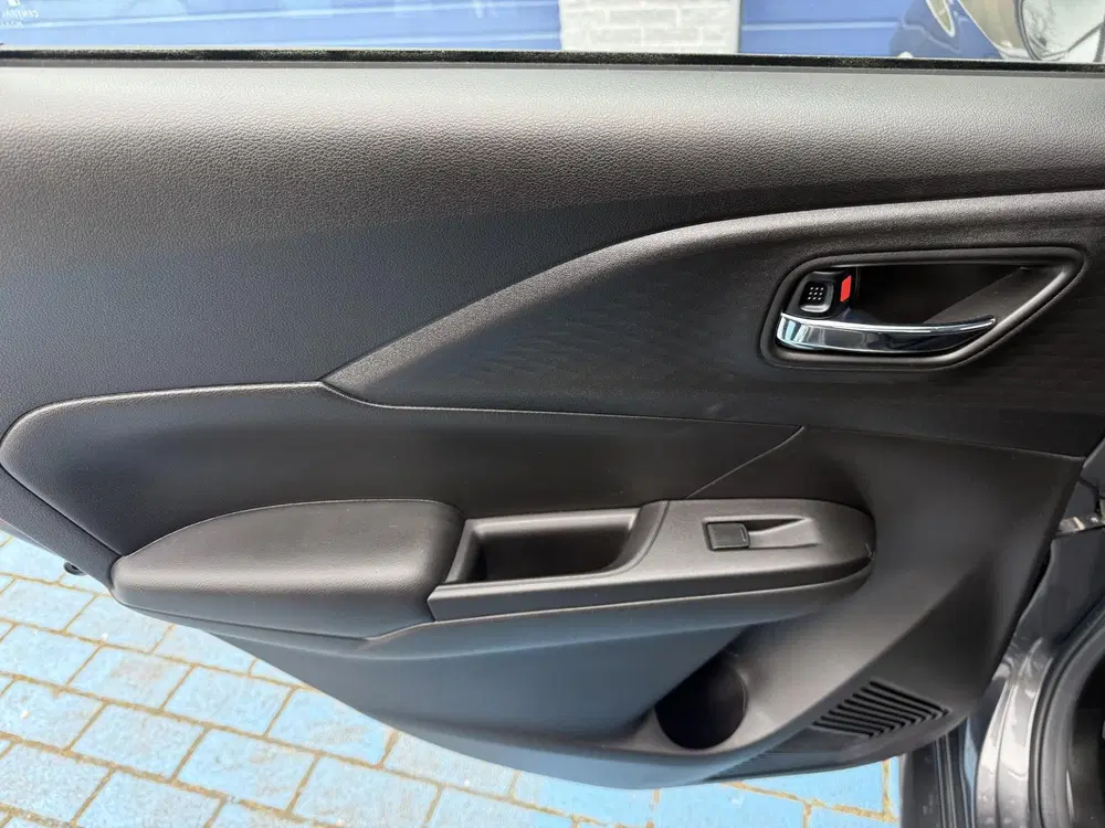 Suzuki Swift 1.2 ADAP CRUISE APPLE P-CAM LED uit 2025, foto 16