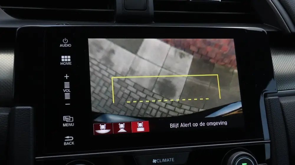 Honda Civic 1.0 i-VTEC Elegance / Achteruitrijcamera / Navi uit 2019, foto 18