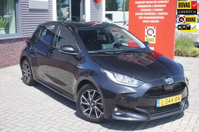 Toyota Yaris 1.5 Hybrid Dynamic uit 2021