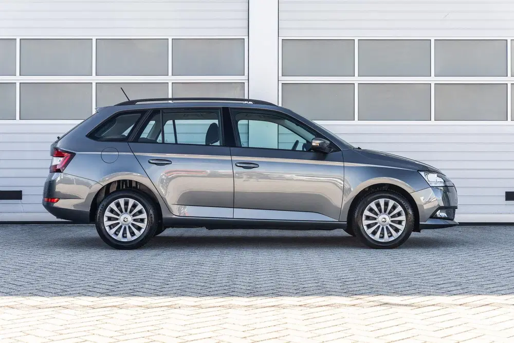 Skoda Fabia 1.0 TSI 95pk Ambition uit 2022, foto 3