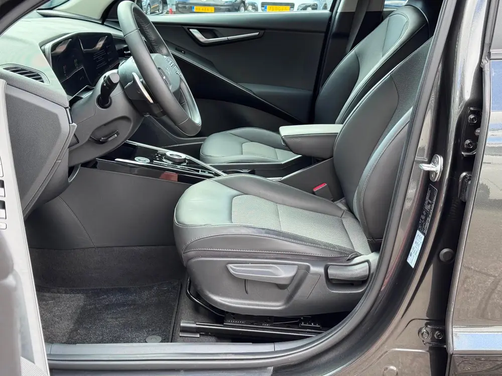Kia Niro 1.6 GDi Hybrid DynamicLine Adaptieve Cruis uit 2022, foto 8