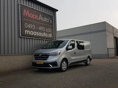 Renault Trafic 2.0 dCi 131 pk T29 L2-H1 dubbele-cabine 6 uit 2022