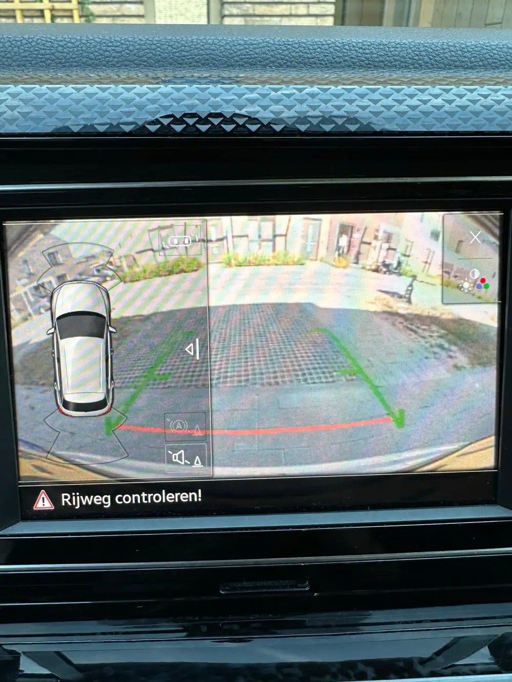 Volkswagen Taigo MOET WEG!! Volkswagen Taigo TSI 110pk | Automaat | Camera | uit 2022, foto 13