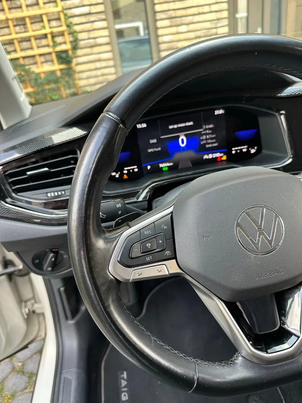 Volkswagen Taigo MOET WEG!! Volkswagen Taigo TSI 110pk | Automaat | Camera | uit 2022, foto 15
