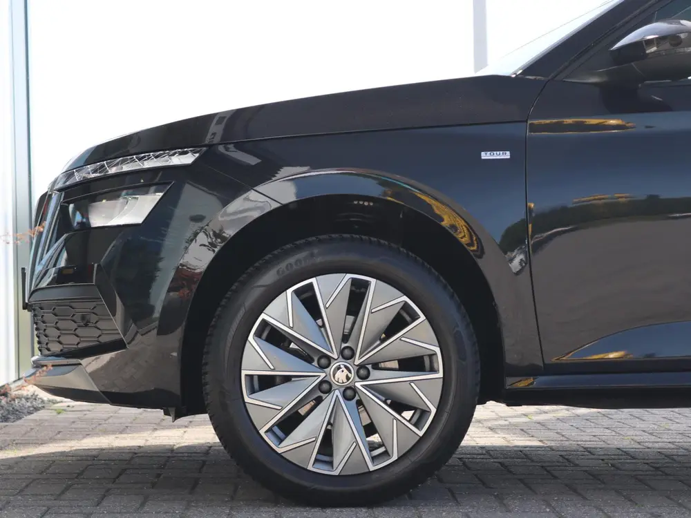 Skoda Kamiq 1.0 TSI 95 pk Tour uit 2023, foto 2