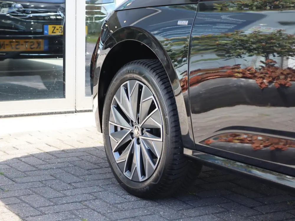 Skoda Kamiq 1.0 TSI 95 pk Tour uit 2023, foto 7