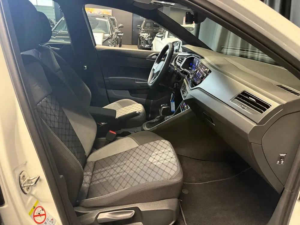 Volkswagen Polo 1.0 TSI R-Line FRONTASSIST|LANEASSIST|IQ.LIG uit 2022, foto 13