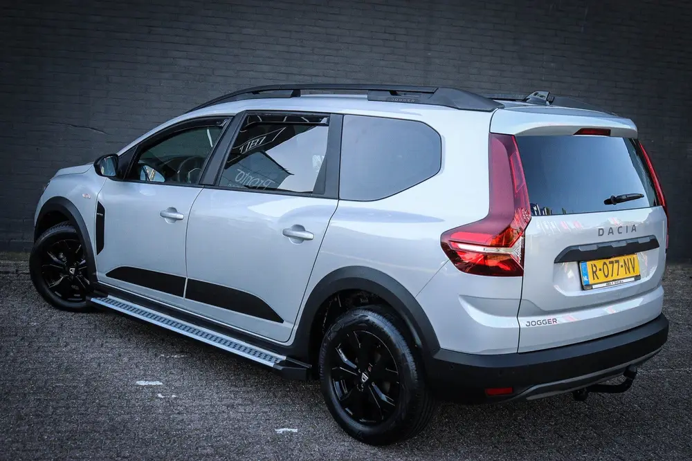 Dacia Jogger 1.0 TCe 100 Bi-Fuel Extreme 5p. Trekhaak uit 2022, foto 3