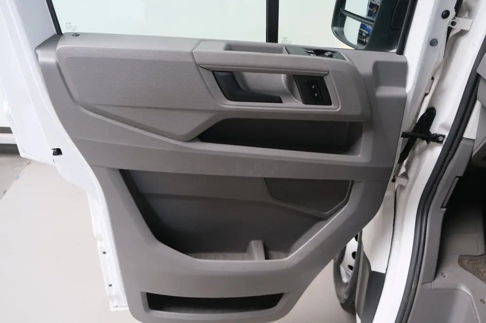 Volkswagen Crafter 50 2.0 TDI L4 DL DC Comfortline Pick-Up uit 2020, foto 17
