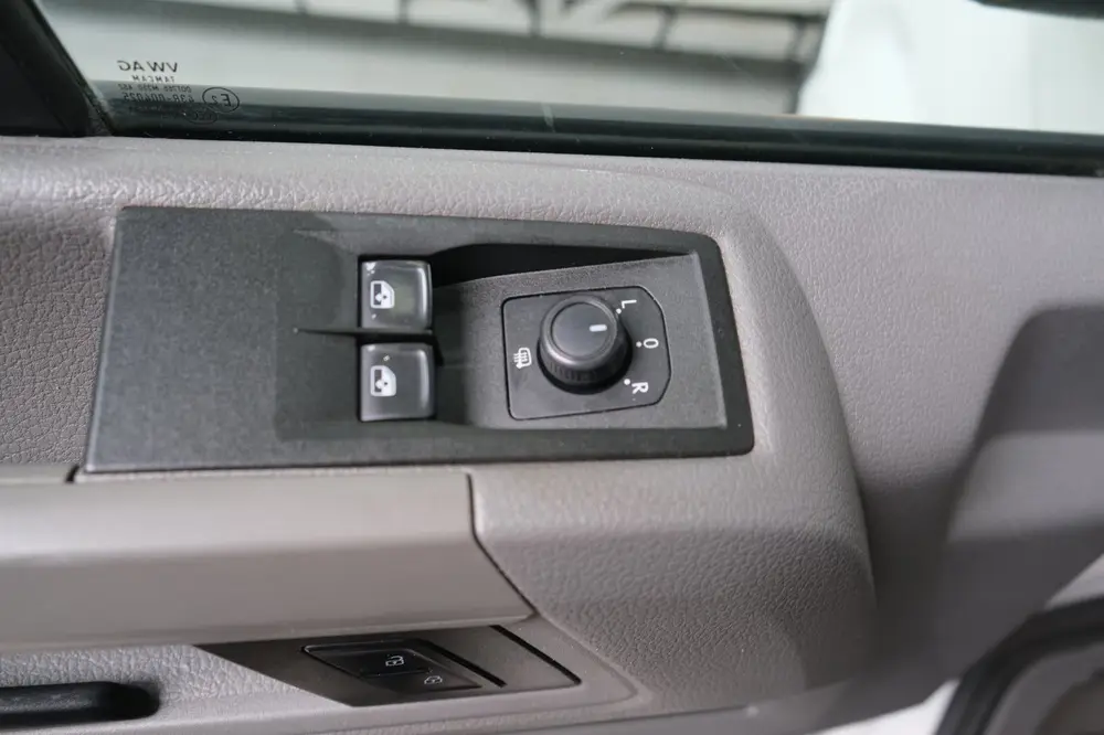 Volkswagen Crafter 50 2.0 TDI L4 DL DC Comfortline Pick-Up uit 2020, foto 18