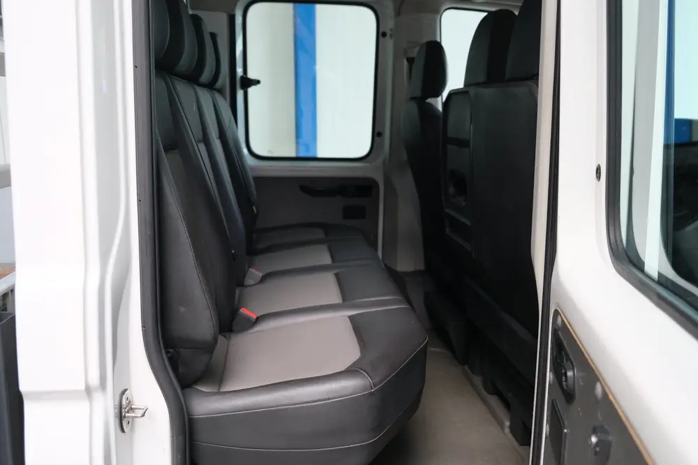 Volkswagen Crafter 50 2.0 TDI L4 DL DC Comfortline Pick-Up uit 2020, foto 4