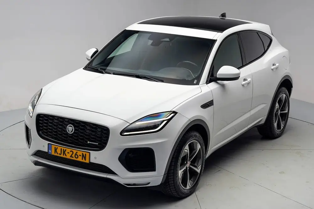 Jaguar E-Pace 1.5 P300e AWD R-Dynamic SE [ Panorama Stoelven uit 2023, foto 16